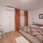 Apartment Center Sea